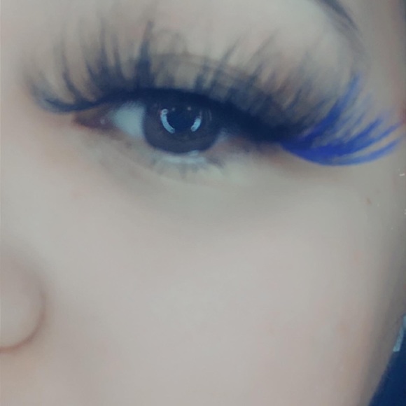 Lashes pink blue and magenta - Picture 3 of 3